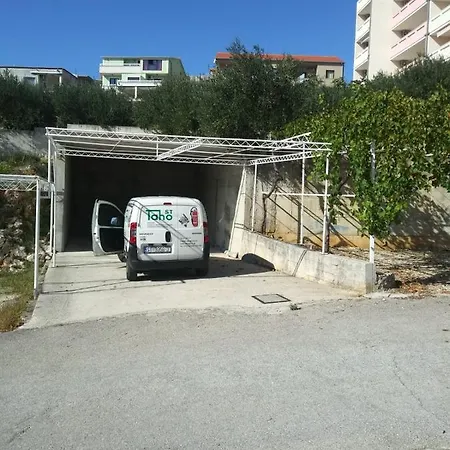 Apartment With A Parking Space Mavarstica, Ciovo - 8685 Trogir