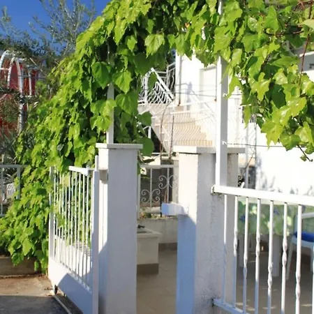 With Parking Space Mavarstica, Ciovo - 8685 *