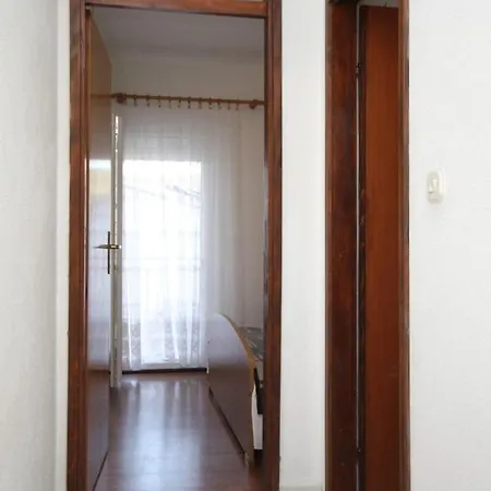 Apartment With A Parking Space Mavarstica, Ciovo - 8685