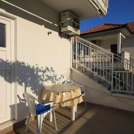 Apartment With A Parking Space Mavarstica, Ciovo - 8685 *