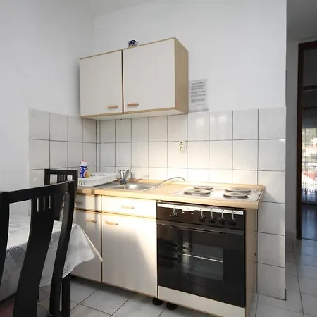 With Parking Space Mavarstica, Ciovo - 8685 شقة تروغير