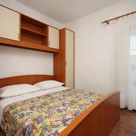 With A Parking Space Mavarstica, Ciovo - 8685 Apartment *