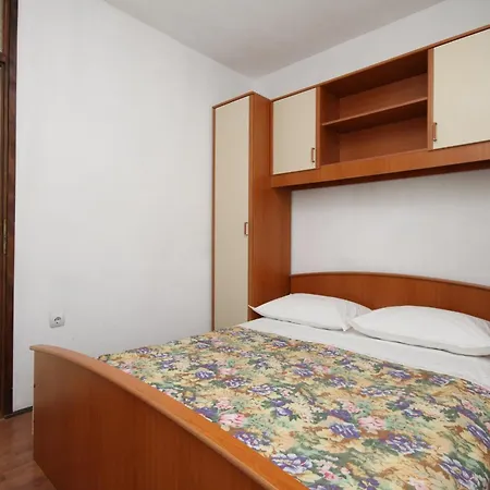 With A Parking Space Mavarstica, Ciovo - 8685 Apartment